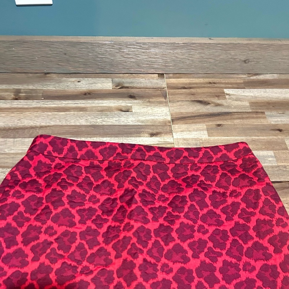 Talbots Petite Red Leopard Jacquard Pencil Skirt Career Work Party 10P - Picture 3 of 5